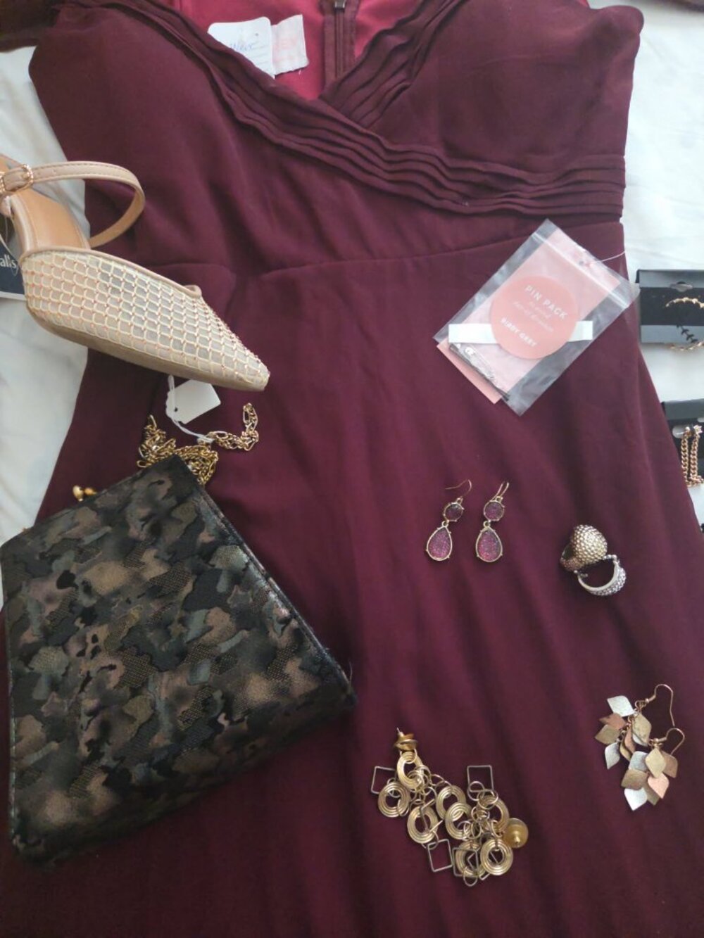NWT Birdy Grey I Cabernet "Spence" Dress  with pockets, Crepe Shoulders Sz M